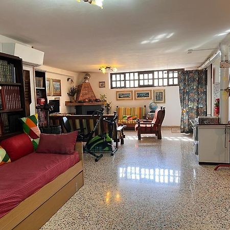 Pensjonat Casa Fra Gli Ulivi Di Giuseppe Sonnino Zewnętrze zdjęcie